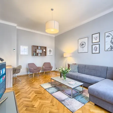 Spacious And Bright Apartment Dusni 13 Prag Exterior foto