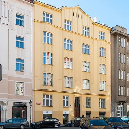 Spacious And Bright Apartment Dusni 13 Prag Exterior foto