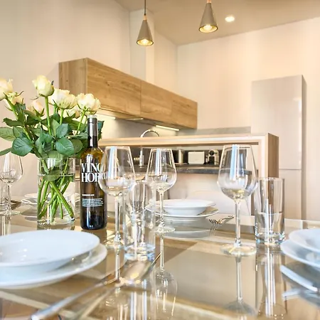 Spacious And Bright Apartment Dusni 13 Prag Exterior foto